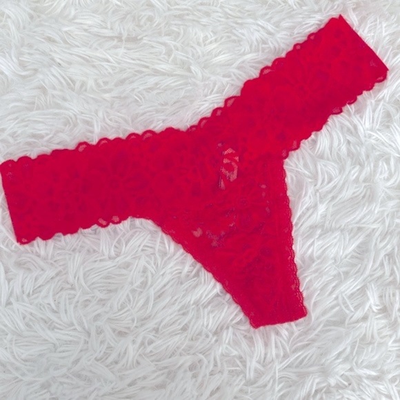 Victoria’s Secret red daisy mesh stretch lace thong - Picture 5 of 5